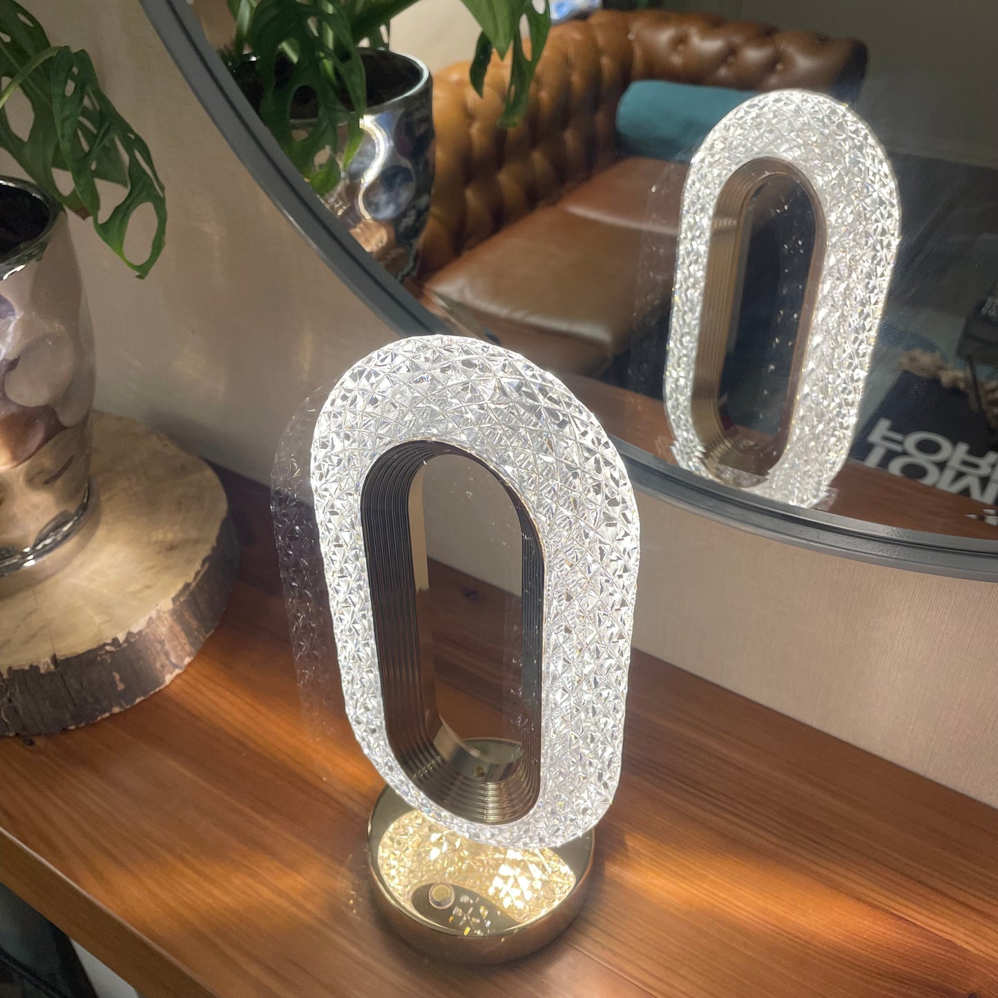 Lámpara touch LED ovalada