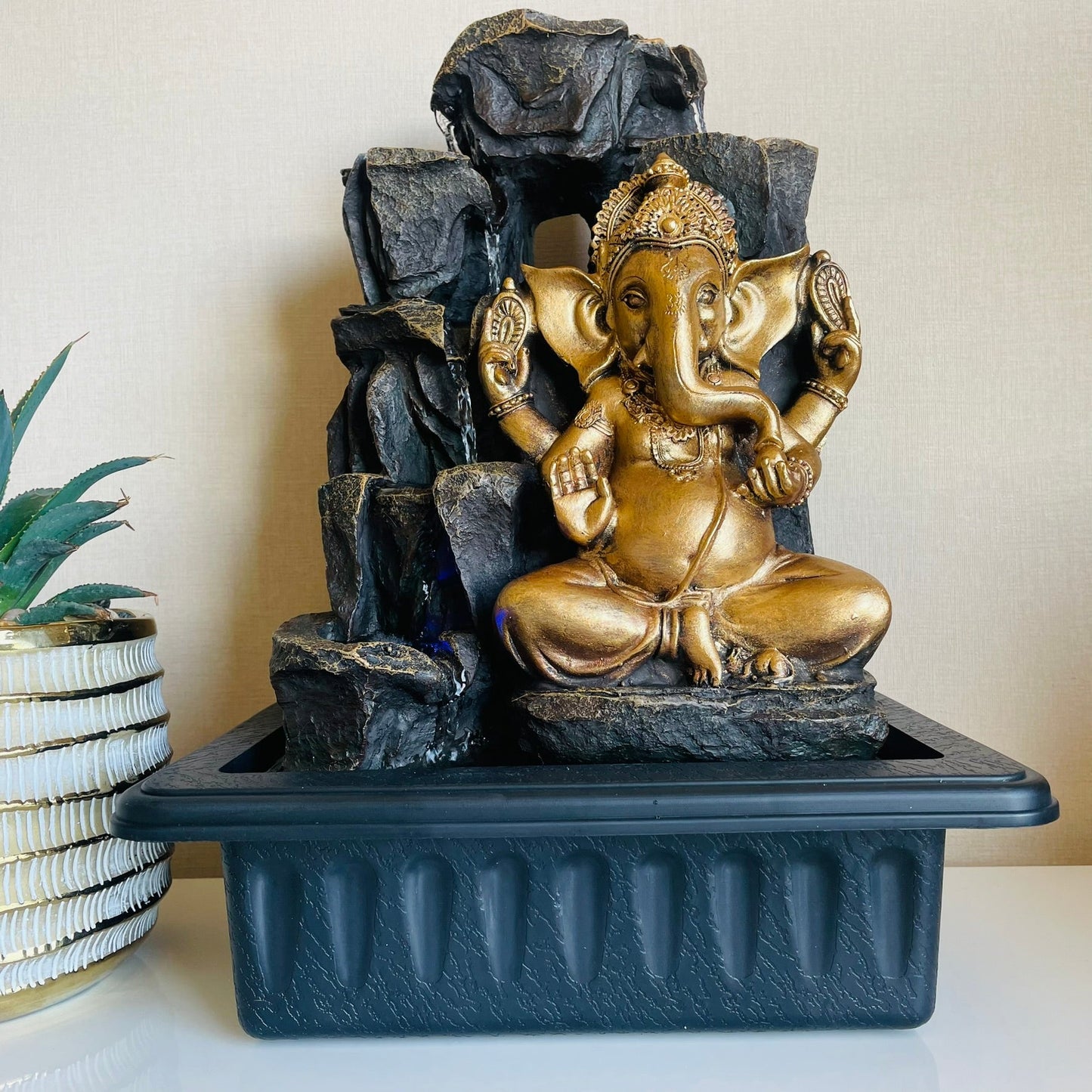 Fuente de agua Ganesha tamaño L