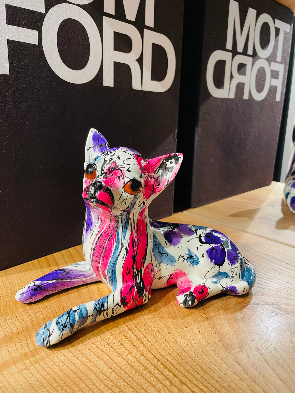 Chihuahua de resina "Pop Art"